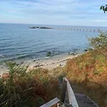 Beautiful Summer House Near The Water *