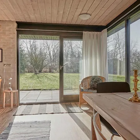 Дом отдыха Beautiful Summer House Near The Water
