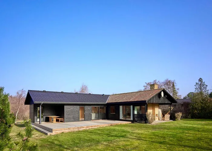 Beautiful Summer House Near The Water Σπίτι διακοπών